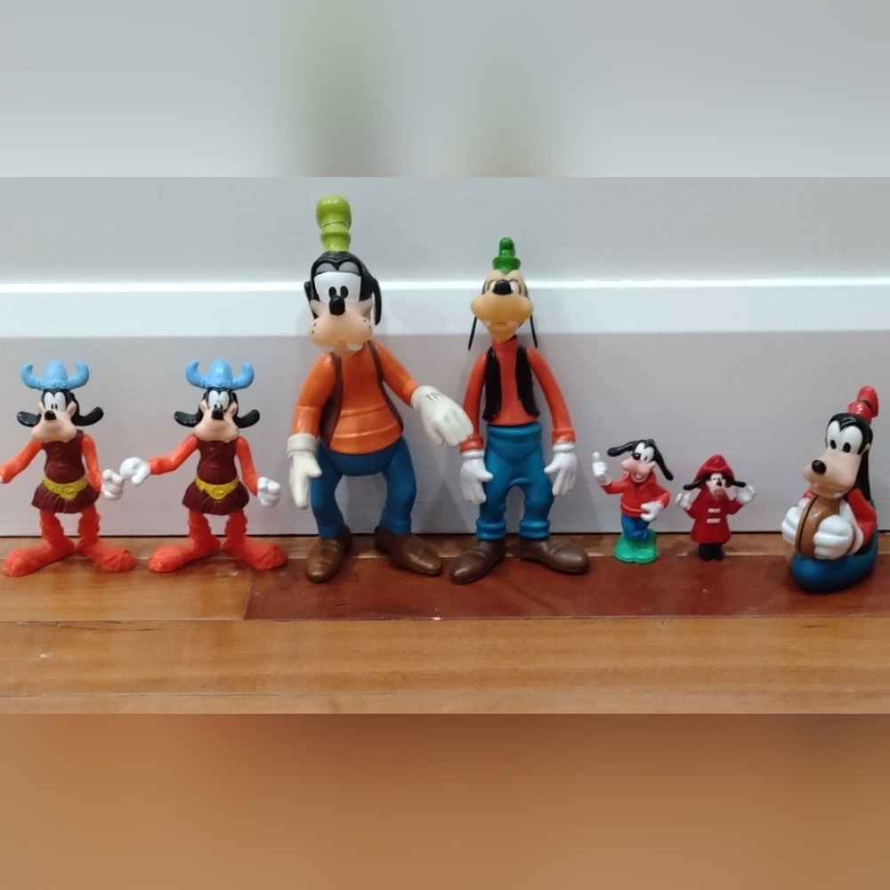 Goofy Figures